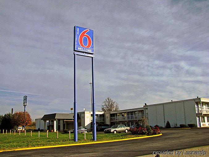 Econo Lodge Inn & Suites Terre Haute Extérieur photo